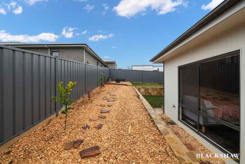 11 Lemon Street Strathnairn 11 Lemon Street Strathnairn