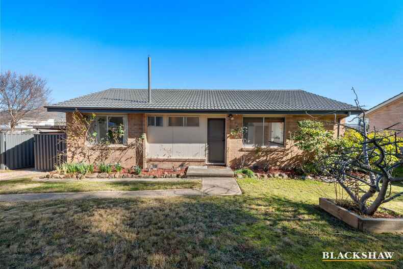 16 Aurora Close Mawson