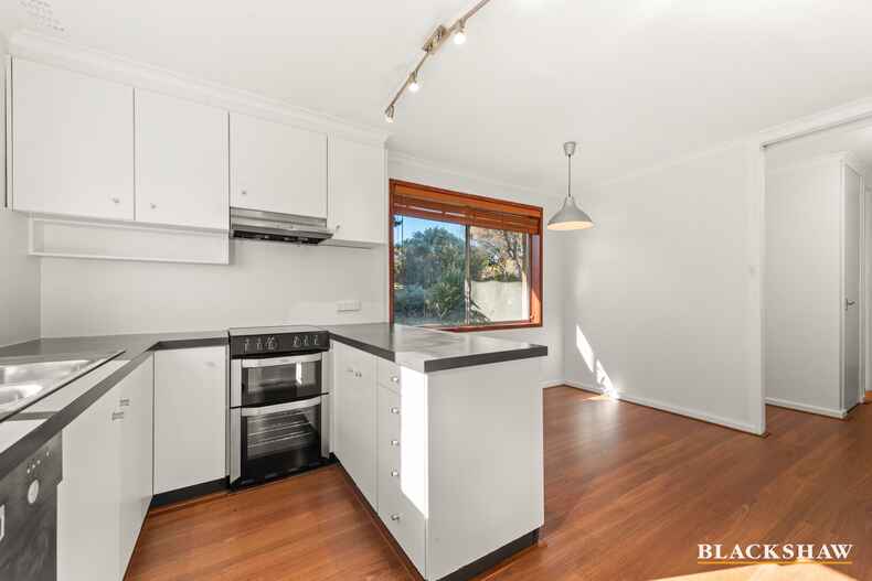 16 Aurora Close Mawson