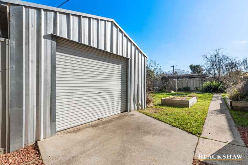 16 Aurora Close Mawson