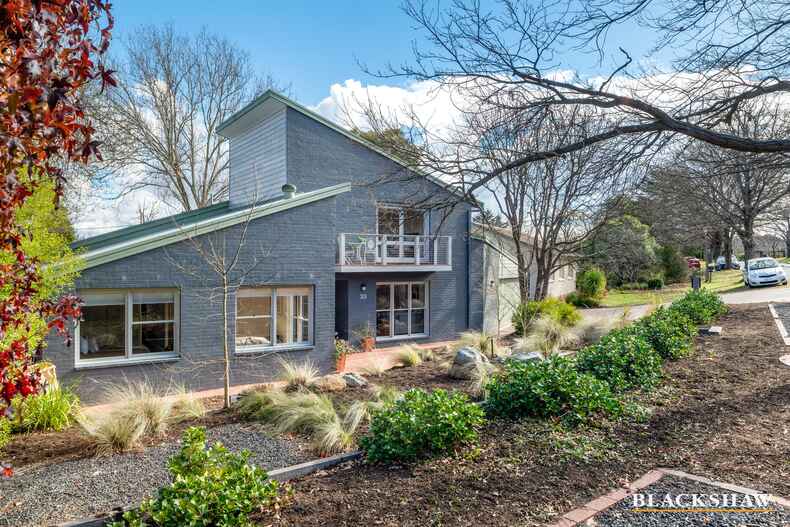 33 Getting Crescent Campbell