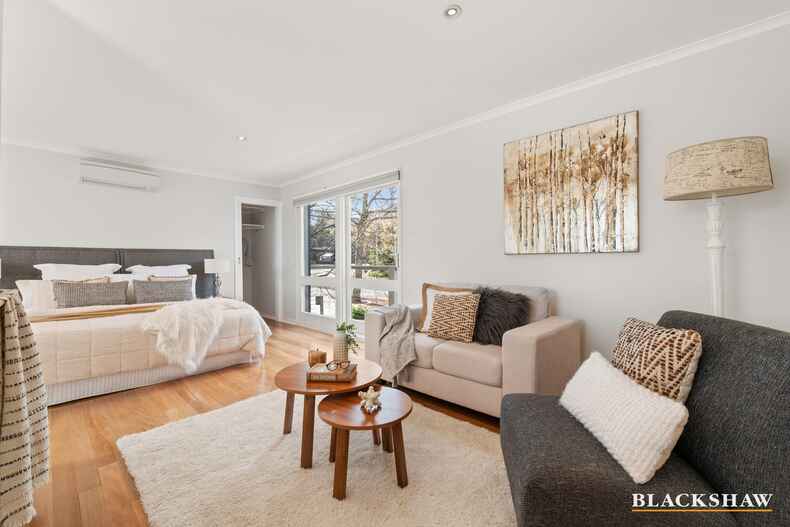 33 Getting Crescent Campbell