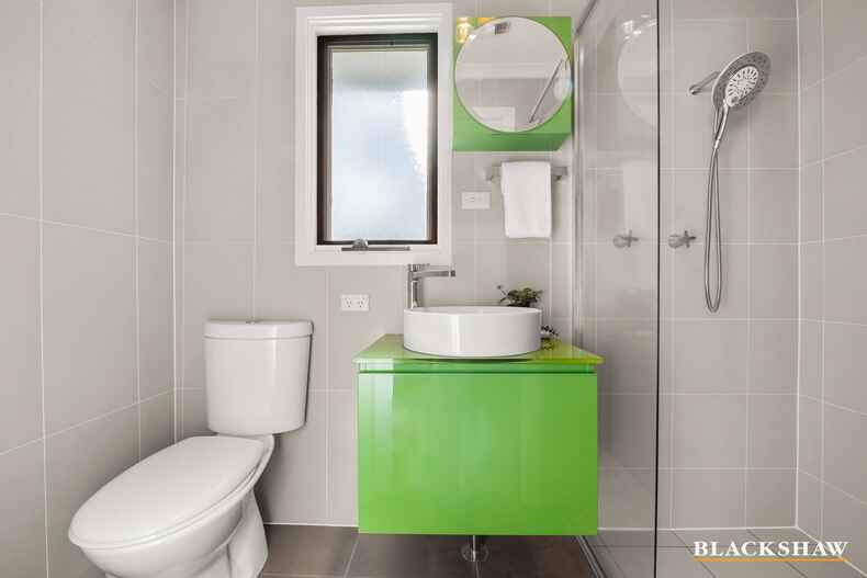 33 Getting Crescent Campbell