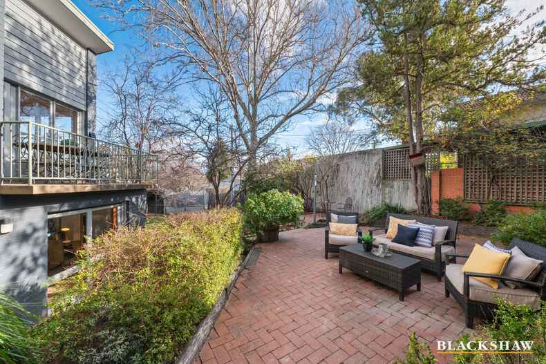 33 Getting Crescent Campbell