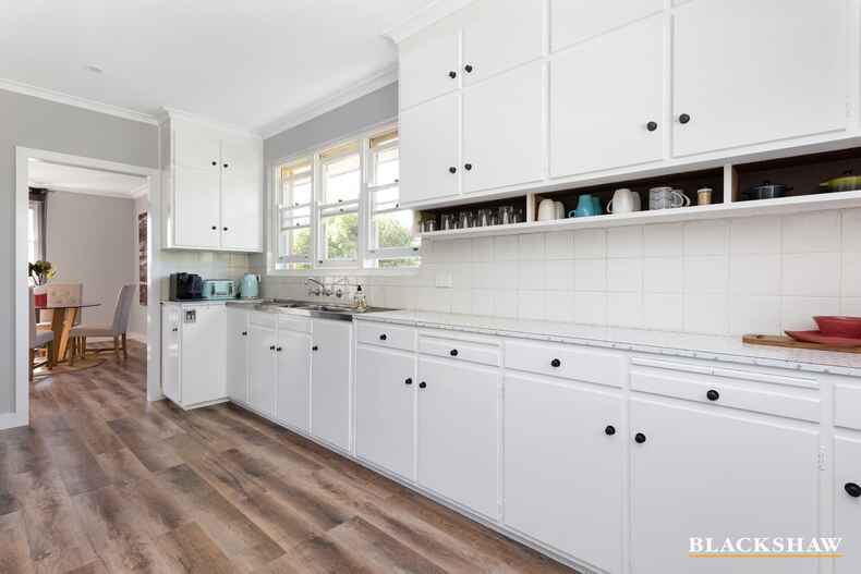 52 Caley Crescent Narrabundah 52 Caley Crescent Narrabundah