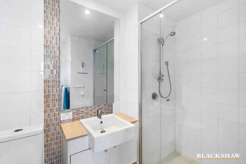 145/64 College Street Belconnen