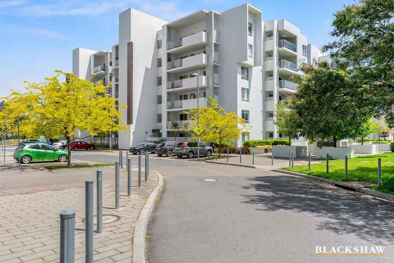 145/64 College Street Belconnen