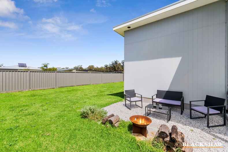 28 Gillan Grove Broulee 28 Gillan Grove Broulee