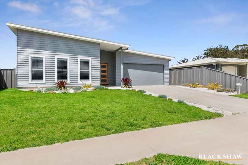 28 Gillan Grove Broulee 28 Gillan Grove Broulee