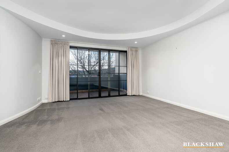 9/7 Eldridge Crescent Garran