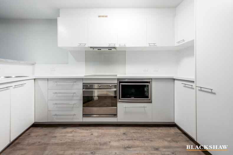 9/7 Eldridge Crescent Garran