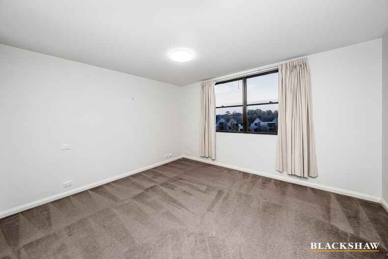 9/7 Eldridge Crescent Garran