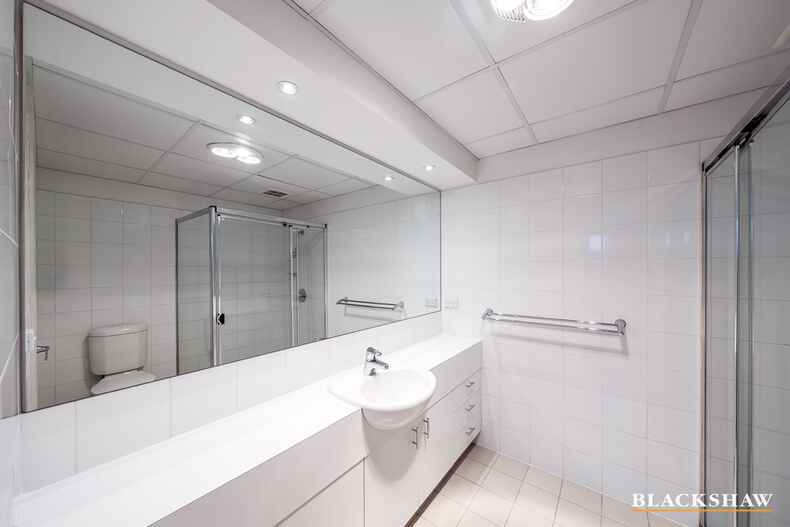 9/7 Eldridge Crescent Garran