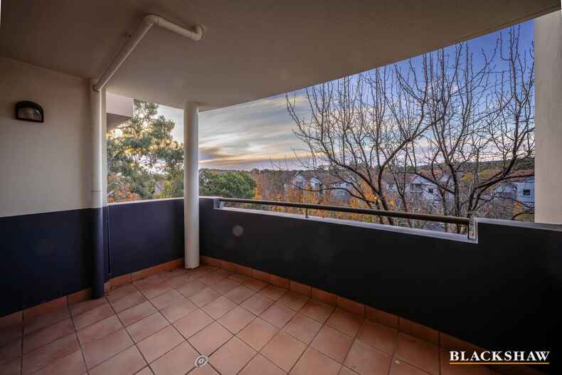 9/7 Eldridge Crescent Garran