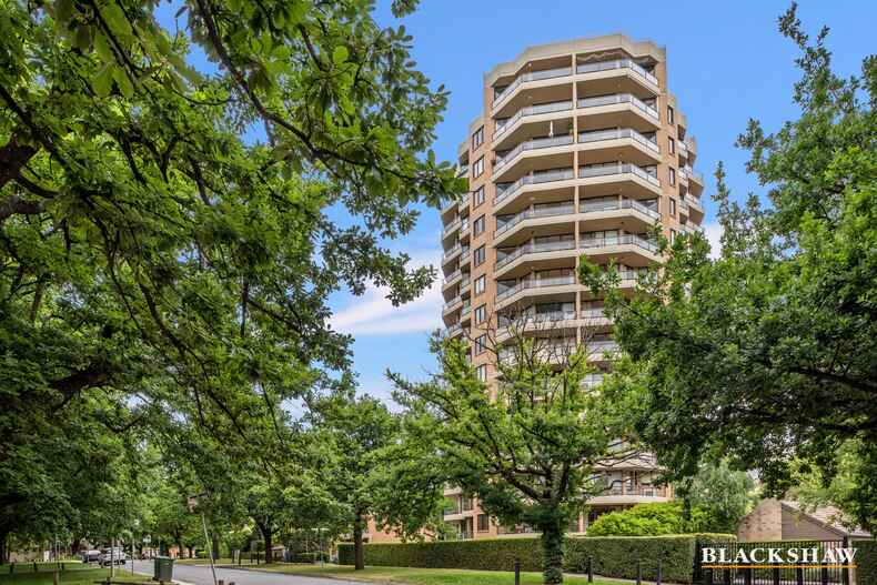 17/4 Jardine Street Kingston