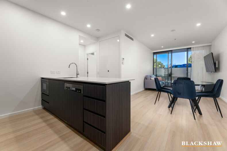 10/7 Light Street Griffith