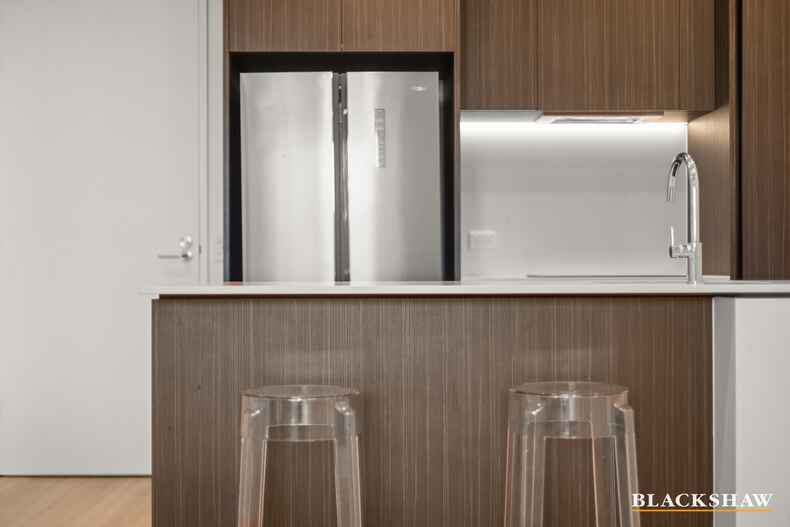 10/7 Light Street Griffith