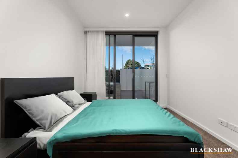 10/7 Light Street Griffith