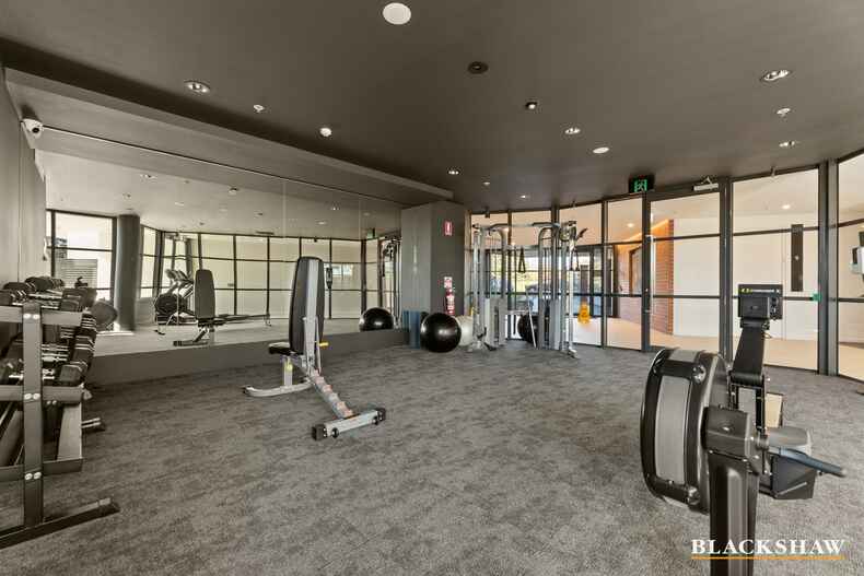 10/7 Light Street Griffith