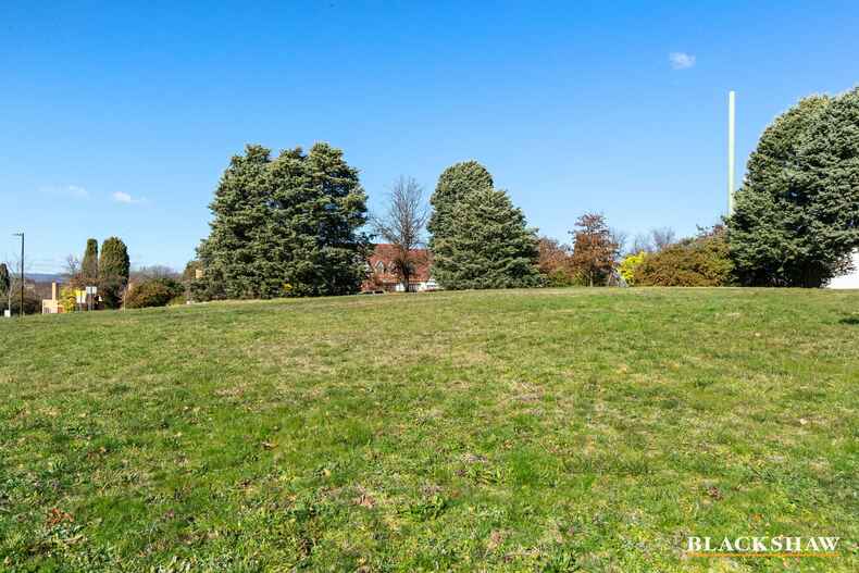 10/7 Light Street Griffith