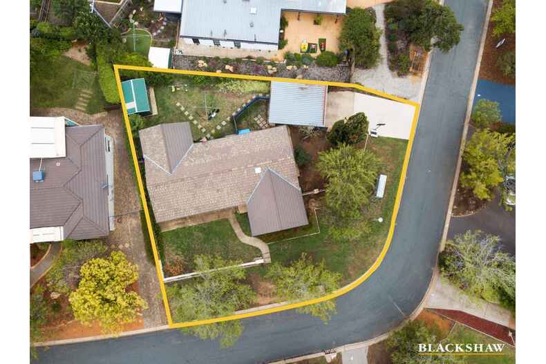 6 Cameron Street Farrer