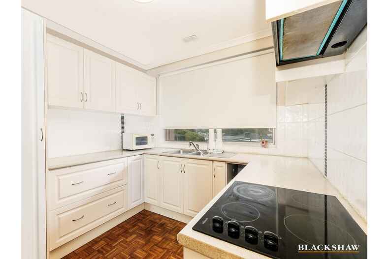 6 Cameron Street Farrer