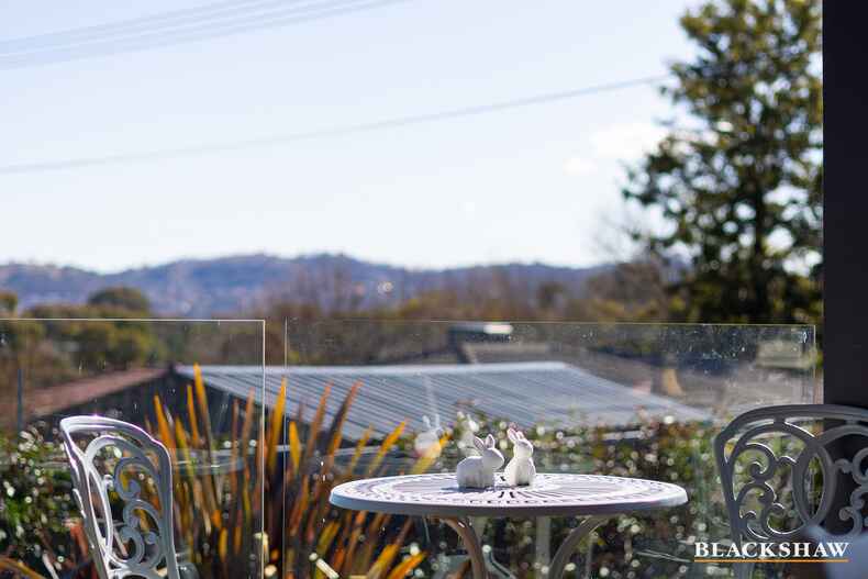 68 Twamley Crescent Richardson 68 Twamley Crescent Richardson