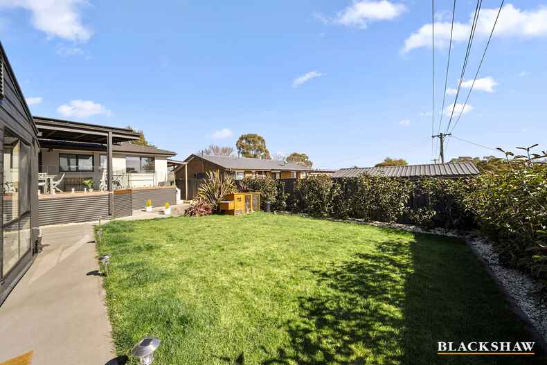 68 Twamley Crescent Richardson 68 Twamley Crescent Richardson