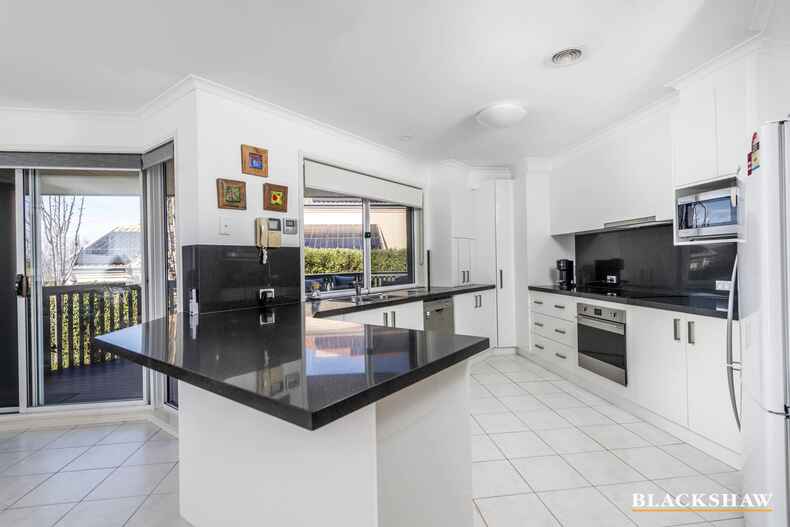 8 Fleetwood-Smith Street Nicholls 8 Fleetwood-Smith Street Nicholls