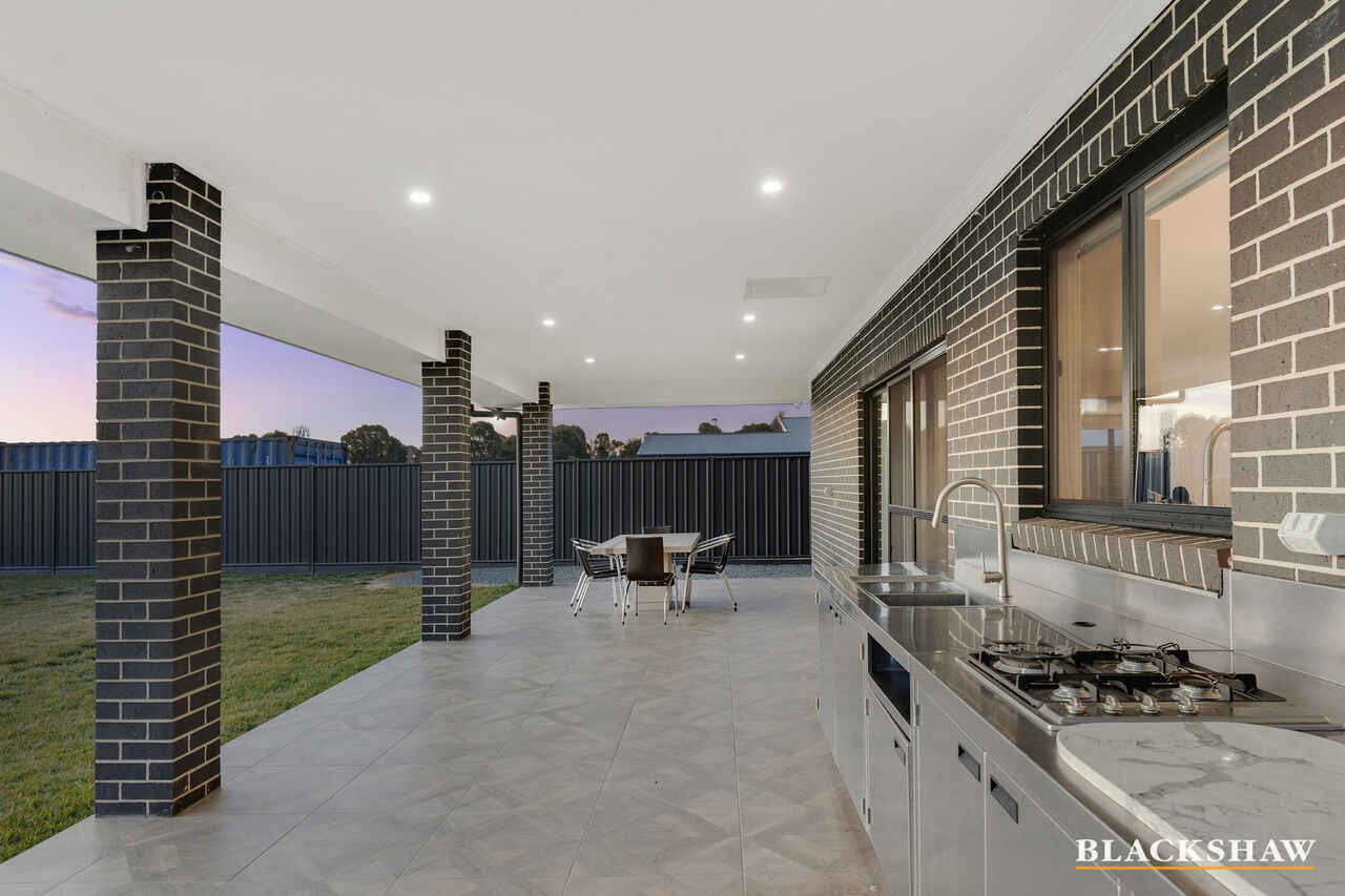 14 Ricketts Place Bungendore