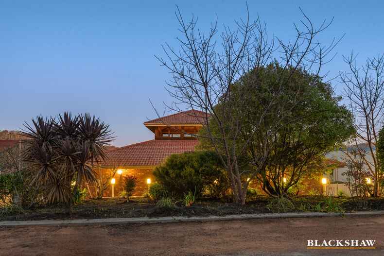 86 Appel Crescent Fadden 86 Appel Crescent Fadden