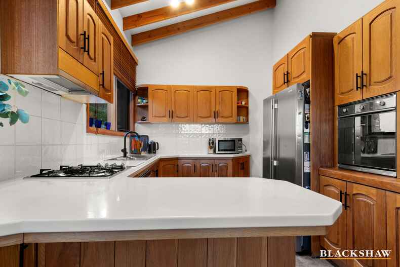 86 Appel Crescent Fadden 86 Appel Crescent Fadden