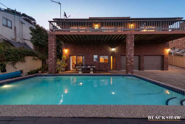 86 Appel Crescent Fadden 86 Appel Crescent Fadden