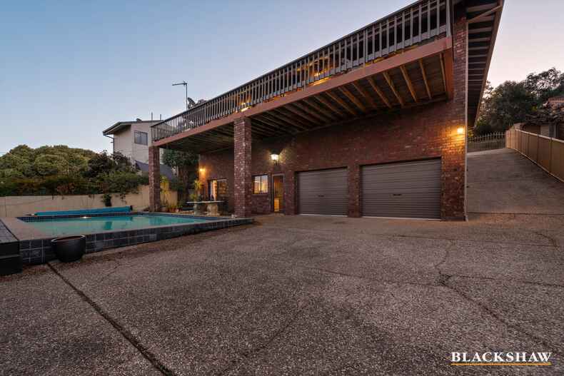 86 Appel Crescent Fadden 86 Appel Crescent Fadden