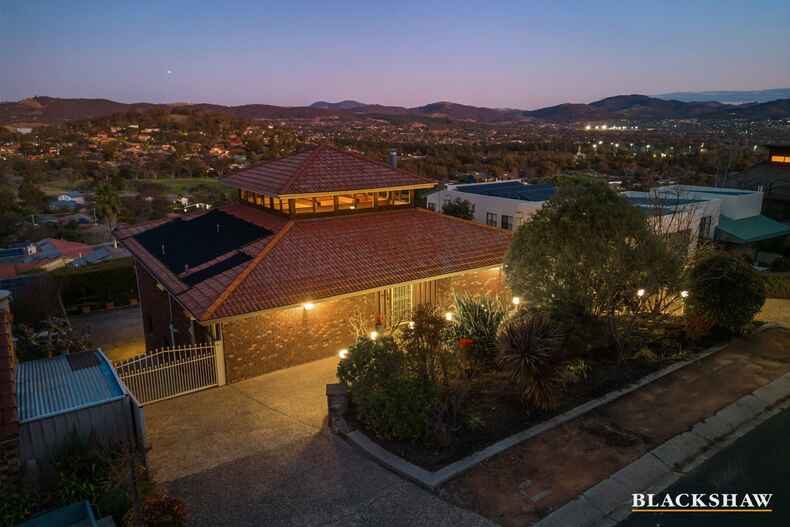 86 Appel Crescent Fadden 86 Appel Crescent Fadden