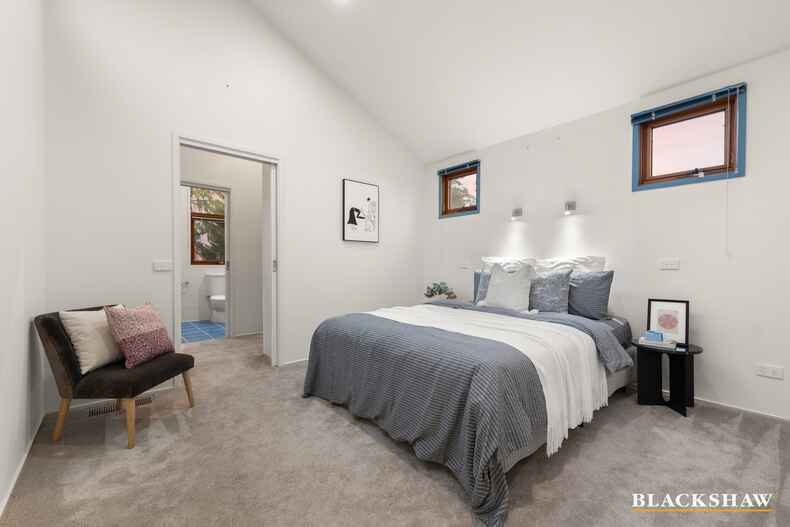 27 Maclagan Street Isaacs