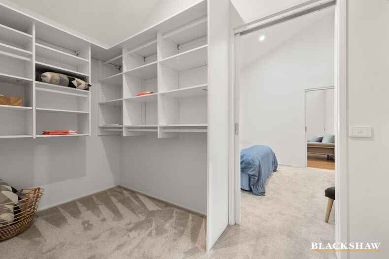 27 Maclagan Street Isaacs