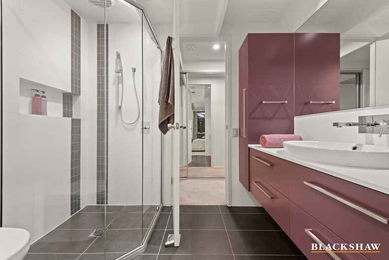 27 Maclagan Street Isaacs