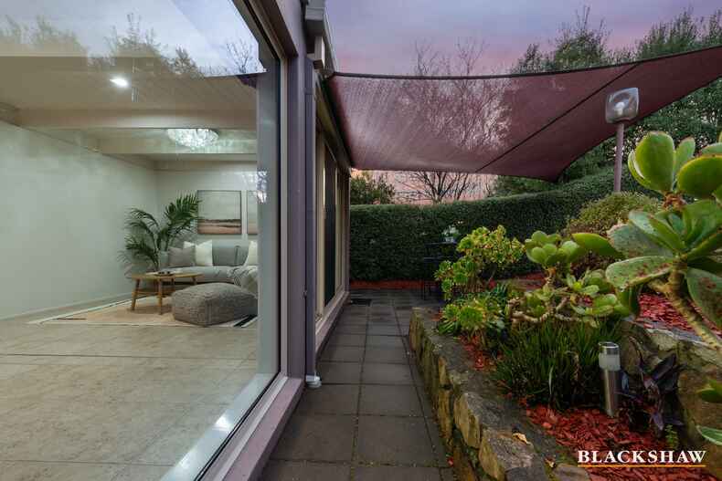 27 Maclagan Street Isaacs