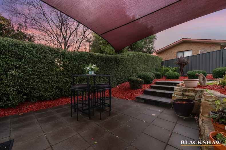 27 Maclagan Street Isaacs