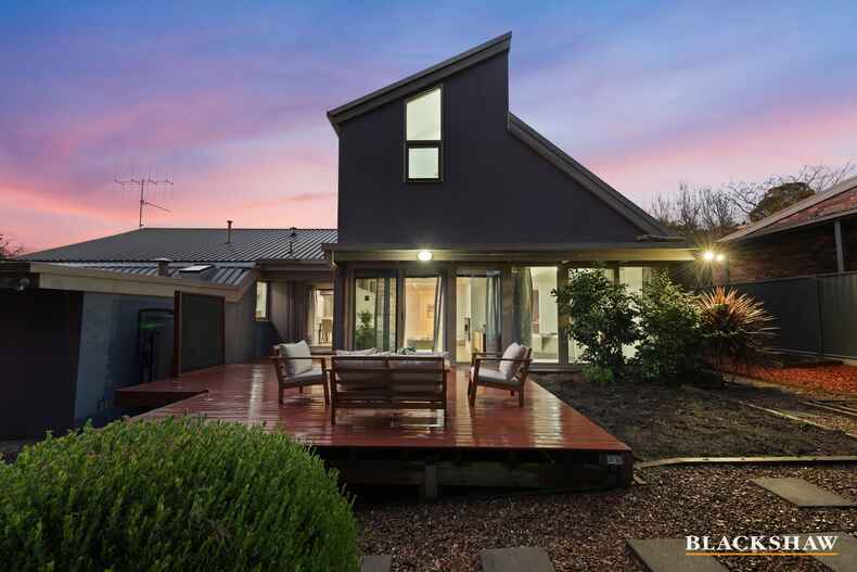 27 Maclagan Street Isaacs