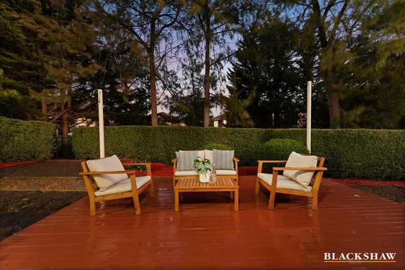 27 Maclagan Street Isaacs