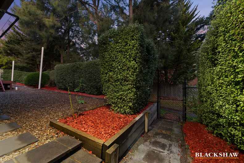 27 Maclagan Street Isaacs