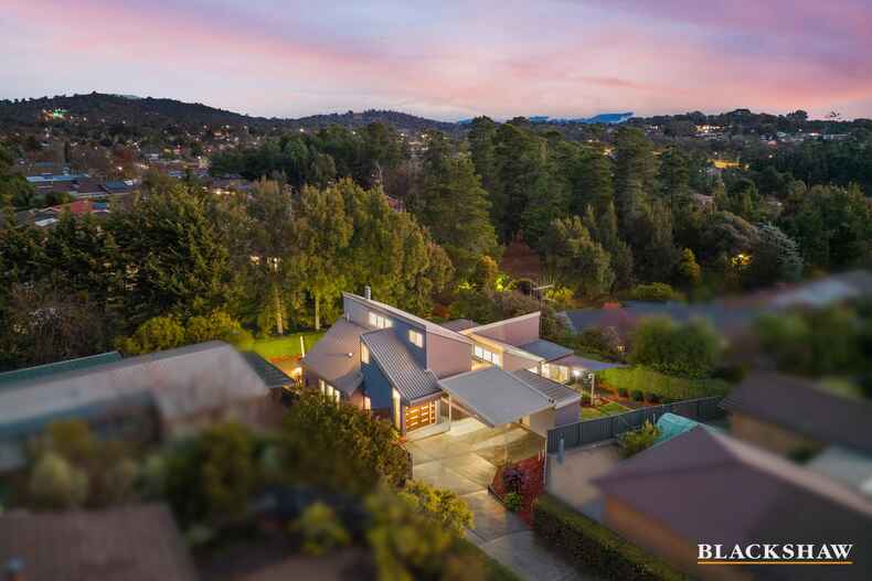 27 Maclagan Street Isaacs