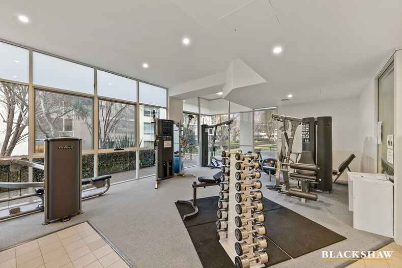 15/3 Bowen Drive Barton