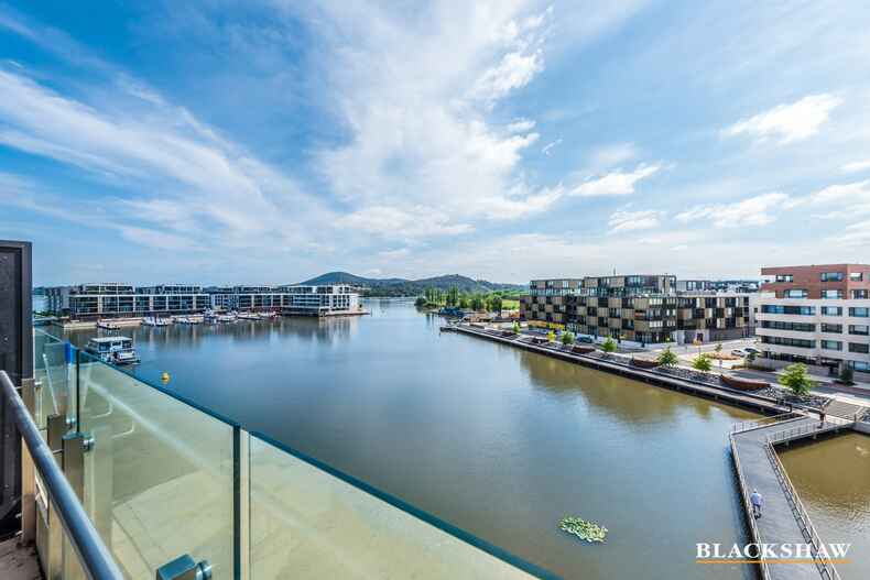 4/71 Giles Street Kingston