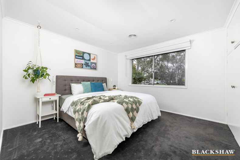 77 Beaurepaire Crescent Holt 77 Beaurepaire Crescent Holt