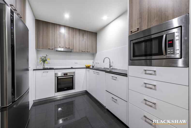 Level 6/95/10 Ipima Street Braddon Level 6/95/10 Ipima Street Braddon