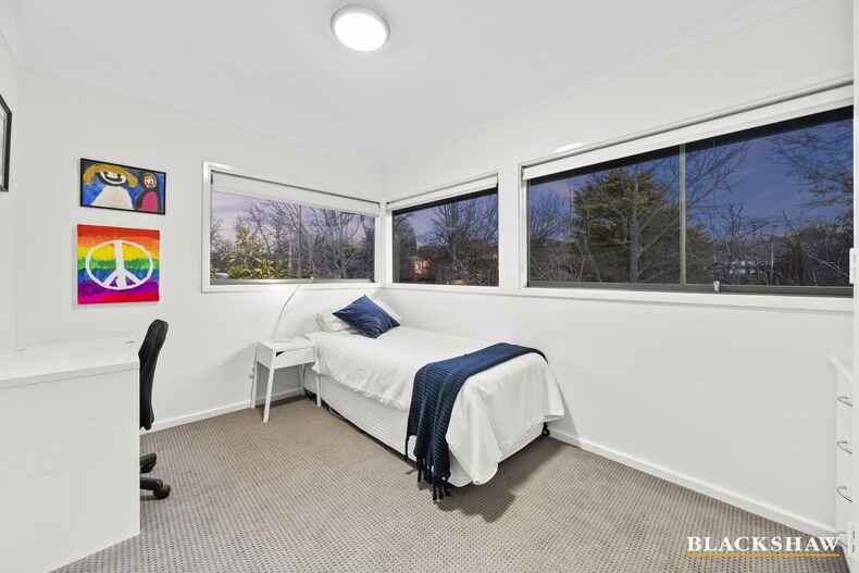 128 Carnegie Crescent Griffith 128 Carnegie Crescent Griffith