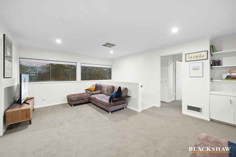 128 Carnegie Crescent Griffith 128 Carnegie Crescent Griffith